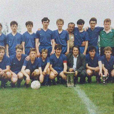 1990 2